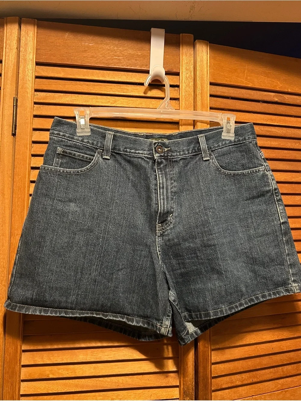 Eddie Bauer Classic Denim Blue Jean Shorts